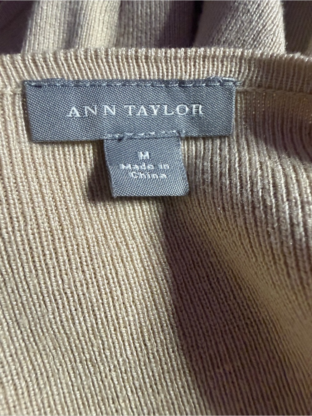 Ann Taylor Silk Cashmere Embellished Crop Cardigan M - Picture 3 of 9